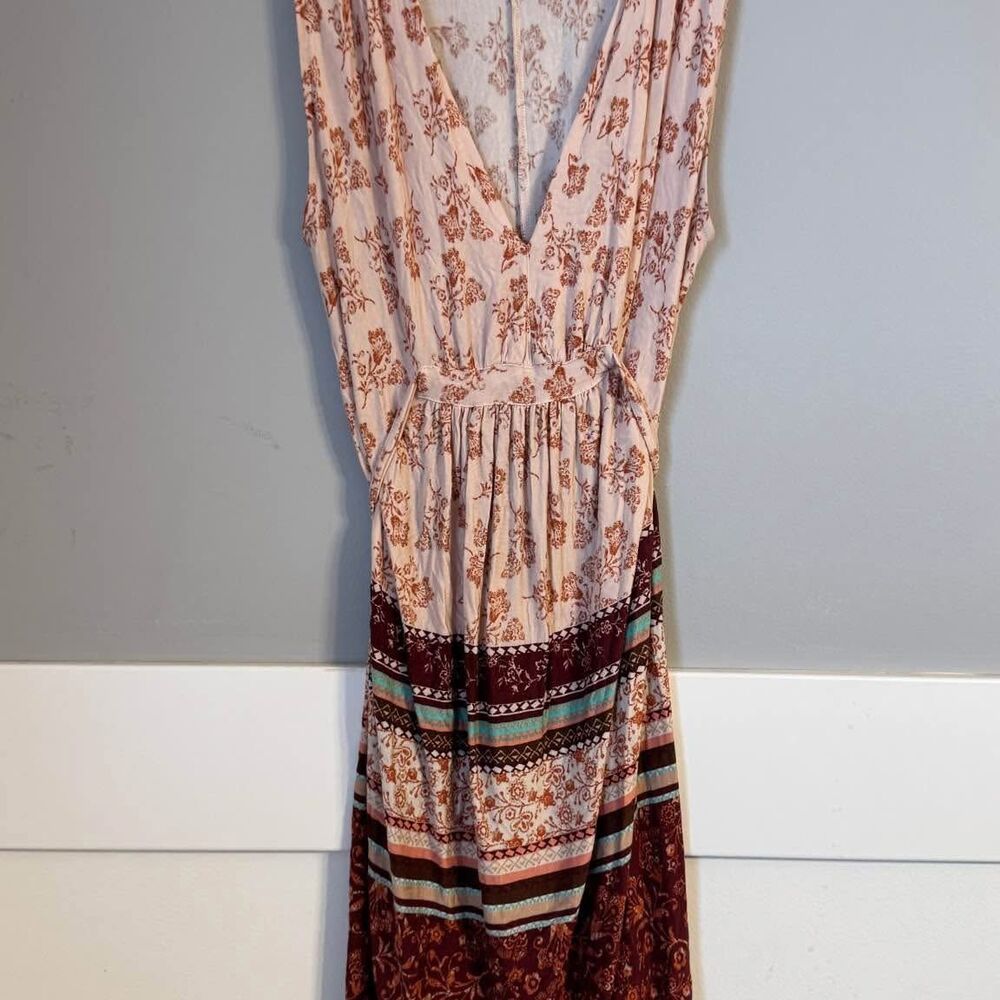Love Tree Dress size L NWOT